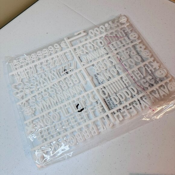 Gray Felt Letter Board Changeable Message Board Oak frame wall or tabletop - Picture 4 of 16